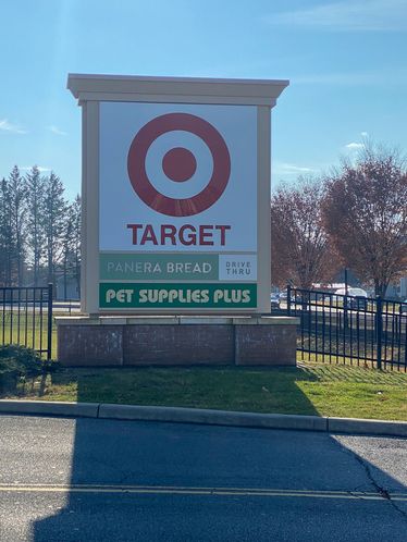 Target Shopping Center: 10 Glenridge Rd, Glenville, NY 12302